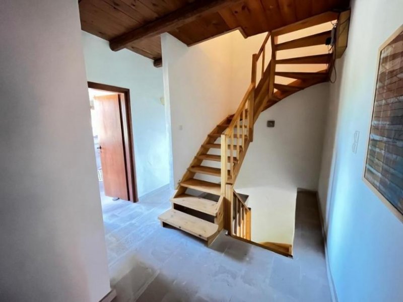 Vamos Kreta, Vamos: Geräumige mehrstöckige Villa mit Pool und unabhängigen Suiten Haus kaufen